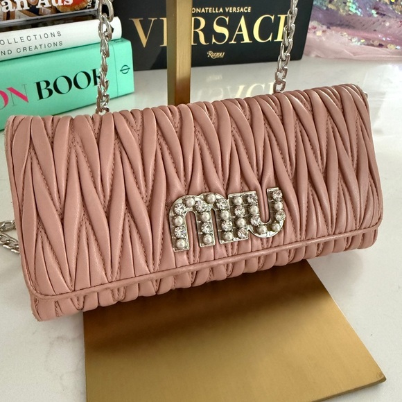 MIU MIU Mattalasse quilted leather rhinestone wallet - Picture 15 of 15